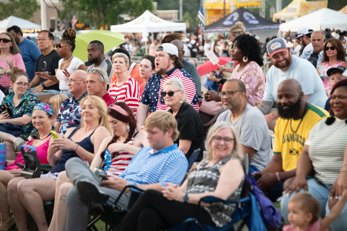 6e58bb46-925d-11f0-85c3-0242ac110003